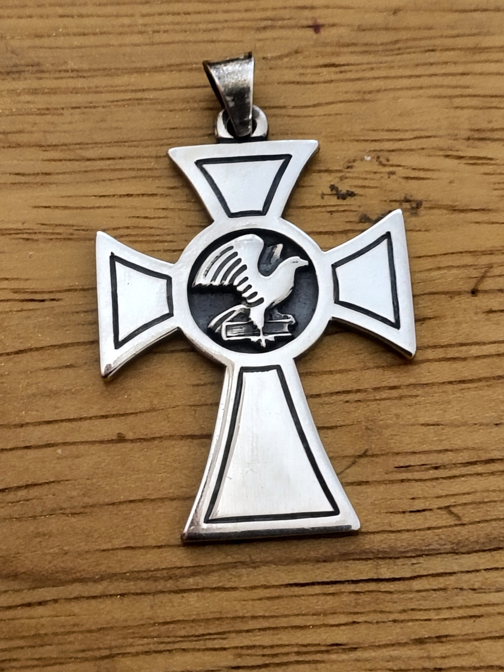 Rare Vintage James Avery Sterling Silver Acolyte Cross Pendant